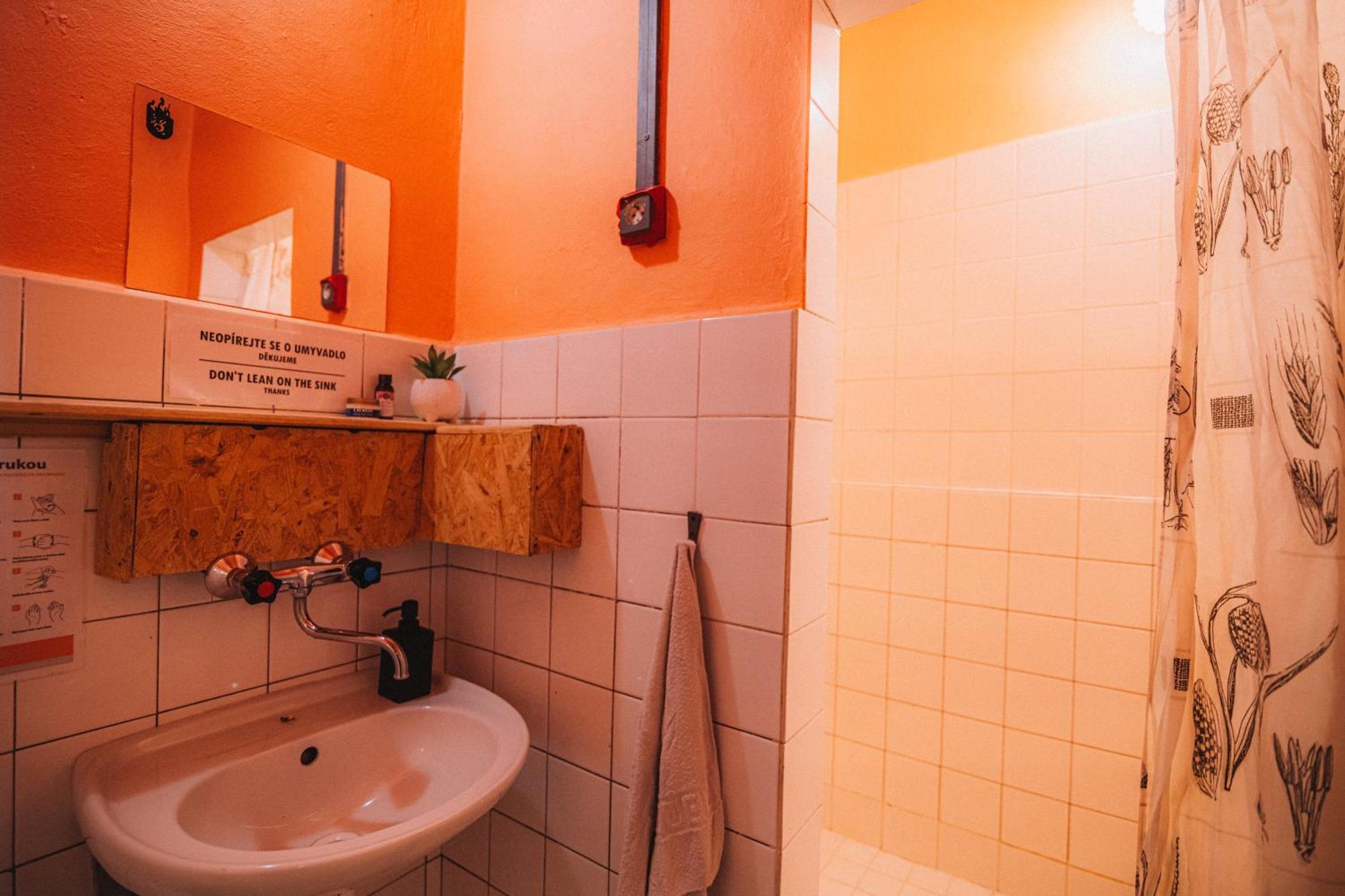 Hostel Klondike بيك بود سنيزكو المظهر الخارجي الصورة